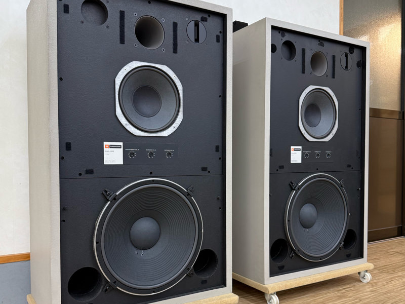 レリックでオーバーホールしたJBL4343