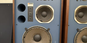 オーバーホール前のJBL4344